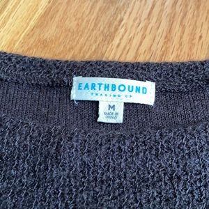 Flared sleeve Earthbound shirt